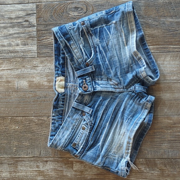 BKE med wash distressed denim jean shorty shorts sz 24 The Buckle style #BKL198 - Picture 1 of 8